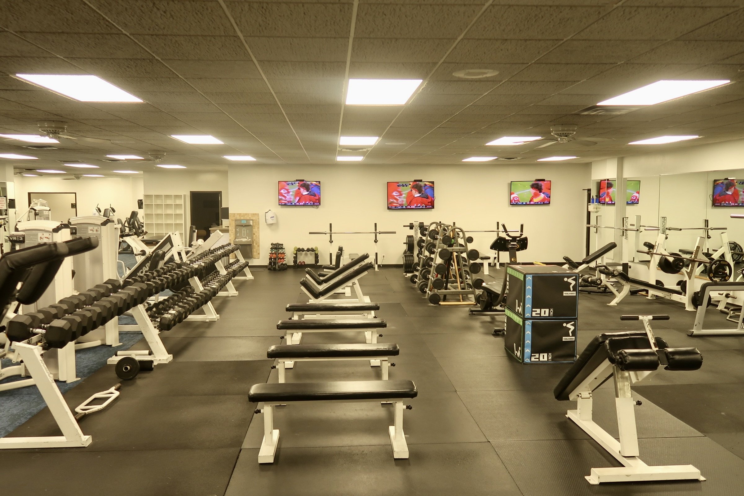 Free weight floor